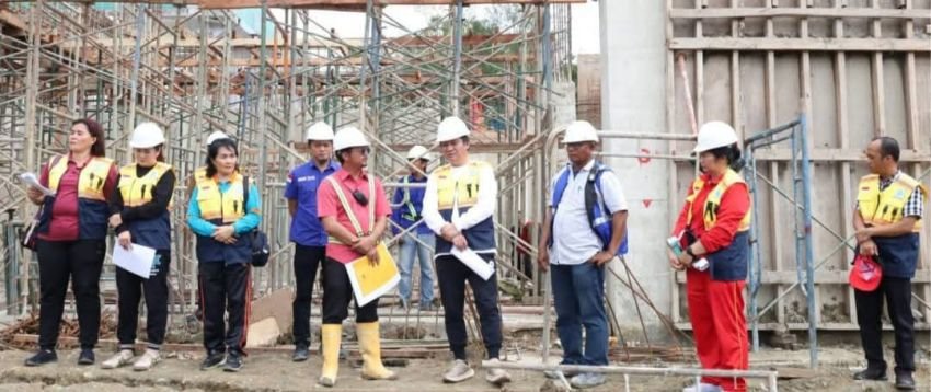 Bupati Nias Barat Tinjau Pembangunan RS Pratama Onolimbu