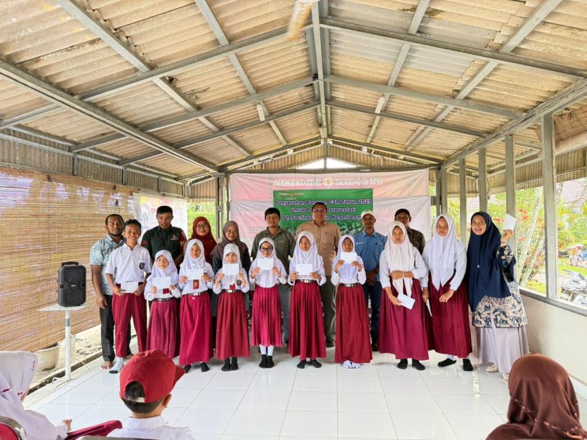 PT.Socfindo Salurkan 80 Beasiswa Untuk SD, SMP, SMA dan Mahasiswa di Labuhanbatu