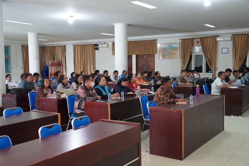 33 Kepala Sekolah di Taput Dibina soal Transparansi Pengelolaan BOSP