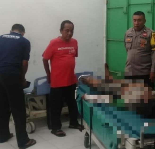 Polisi Temukan Pria Tergeletak di Jalan Jenderal Gatot Subroto Pondok Batu