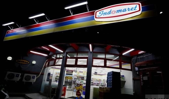 Alfamart dan Indomaret di Jalan Suprapto Sibolga Dijarah Warga