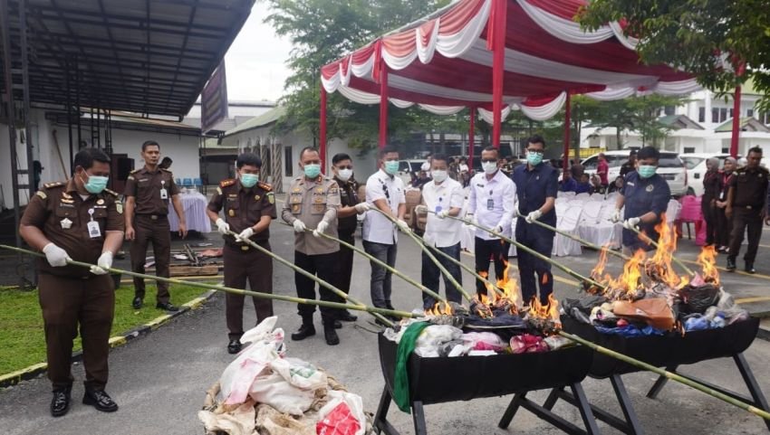 Kejari Sergai Musnahkan Barang Bukti 142 Perkara, Mayoritas Kasus Narkotika