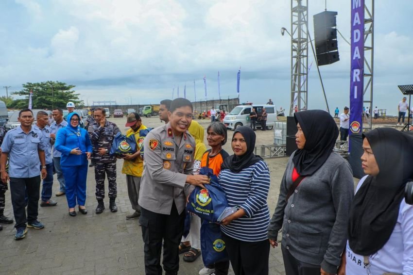 Wakapolda Sumut Hadiri Pembukaan KKRI, Bakes, dan Baksos HUT Ke-80 Armada RI di Belawan