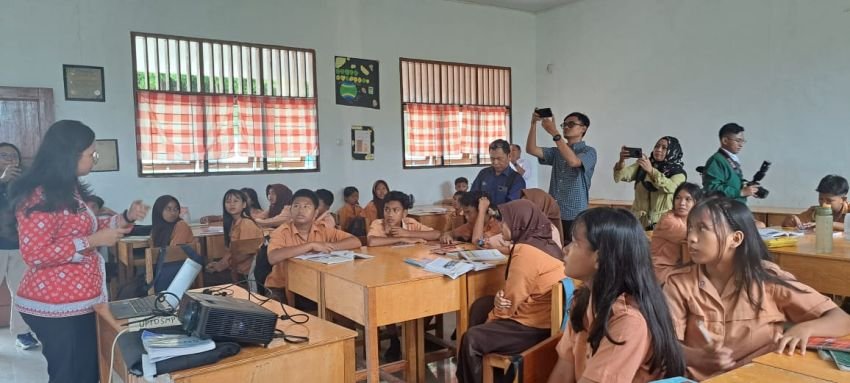 Dukung Pemerintah, Tanoto Foundation Latih Fasda untuk Sistem STEM