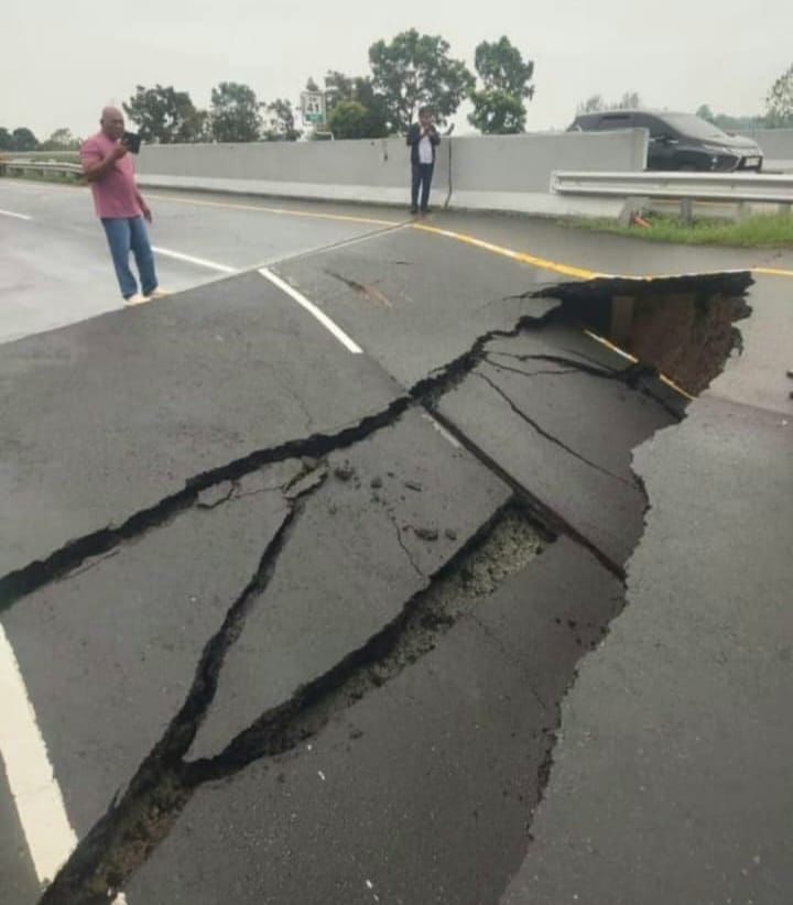Jalan Tol Lubukpakam-Tanjungmorawa Amblas