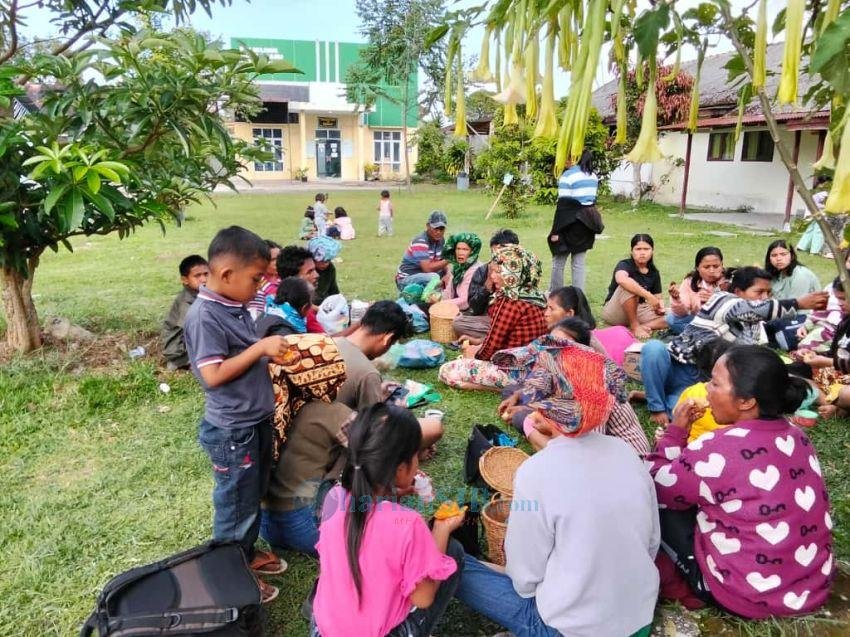 Puluhan Warga Parbuluan VI "Mengungsi"
