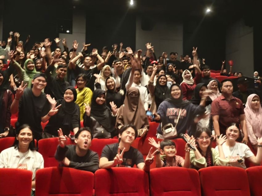Pemain Film Sampai Titik Terakhirmu Sapa Penggemar di Medan, Ungkap Kisah Cinta yang Mengharukan