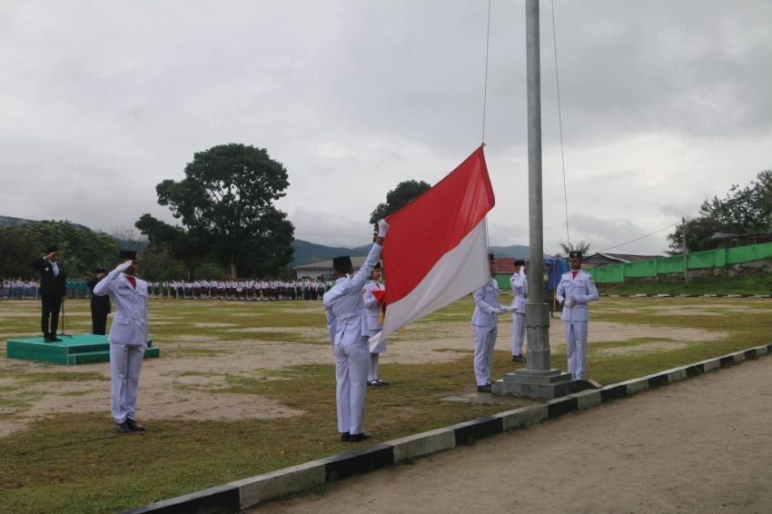 Peringati Hari Pahlawan, Bupati Taput: Perjuangan Kini dengan Ilmu dan Pengabdian, Bukan Bambu Runcing