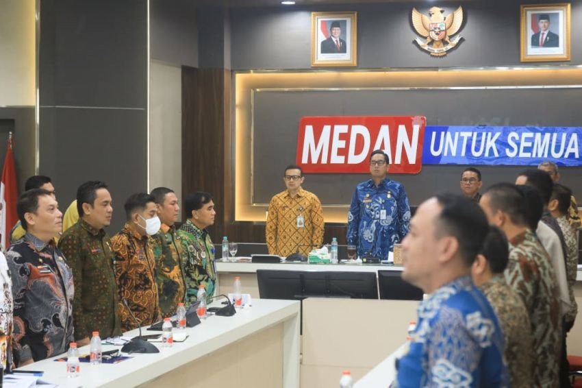 Rico Waas Tegaskan Target Peningkatan PAD Sampai Akhir Tahun