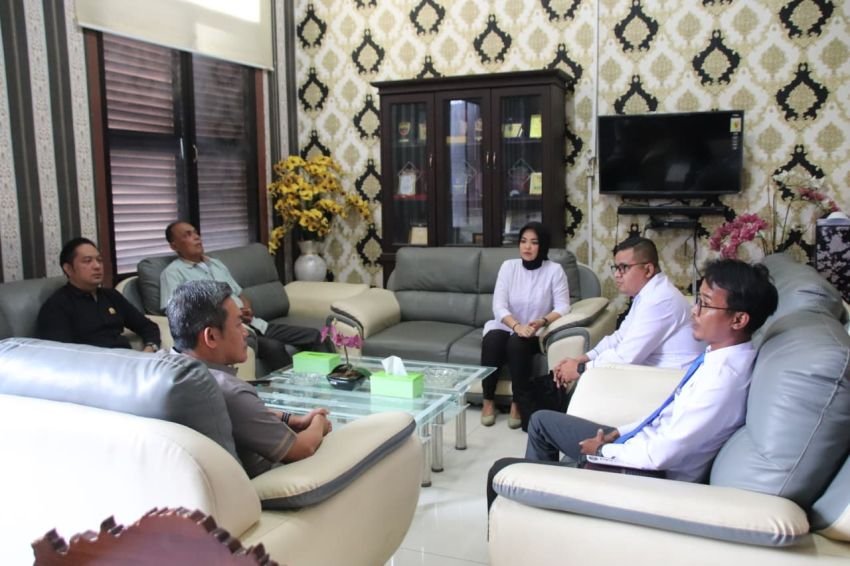 Ketua DPRD Tanjungbalai Sambut Baik Seminar KUHAP 2023 yang Digelar Peradi Astara