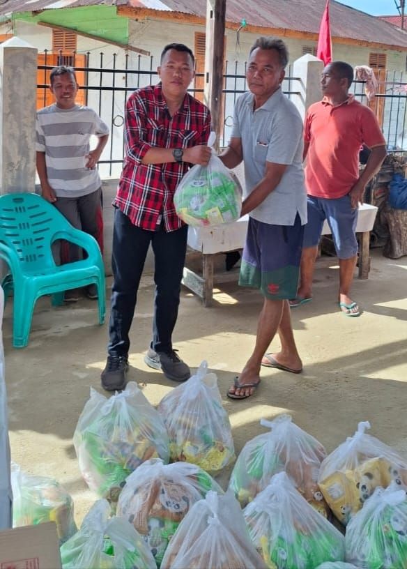 Perayaan Natal, BMI Kota Sibolga Salurkan Ratusan Paket Bahan Pangan