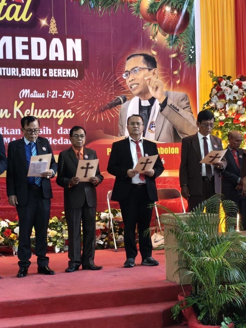 Perayaan Natal PAPOSMA Kota Medan Salurkan Kolekte untuk Korban Banjir Tapteng