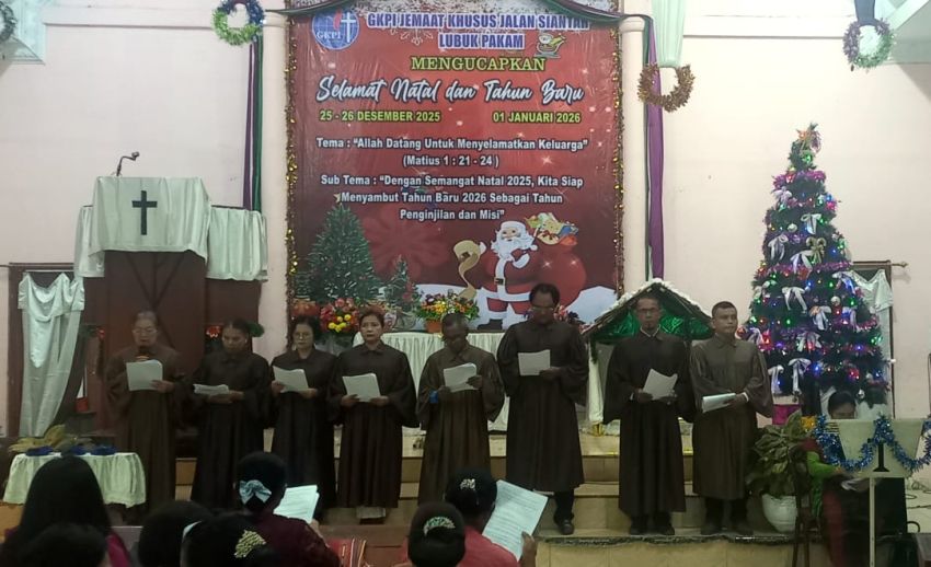 Ibadah Malam Natal GKPI Jalan Siantar Lubukpakam Berlangsung Khidmat