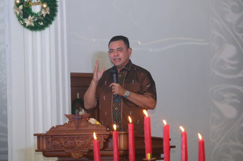 Ibadah Perayaan Natal Polda Sumut 2025 di Gereja Oikumene Mapolda Berlangsung Meriah