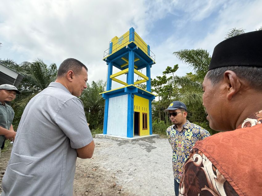 Ijeck Serahkan Pamsimas di Pantai Labu, Warga Desa Durian Kini Nikmati Air Bersih