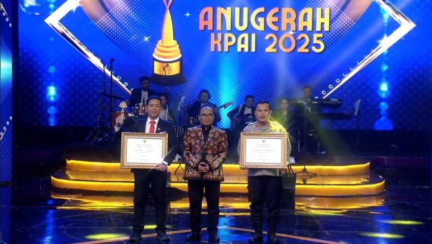 Kapolres Labusel Raih Penghargaan Penegak Hukum Peduli Anak dari KPAI 2025