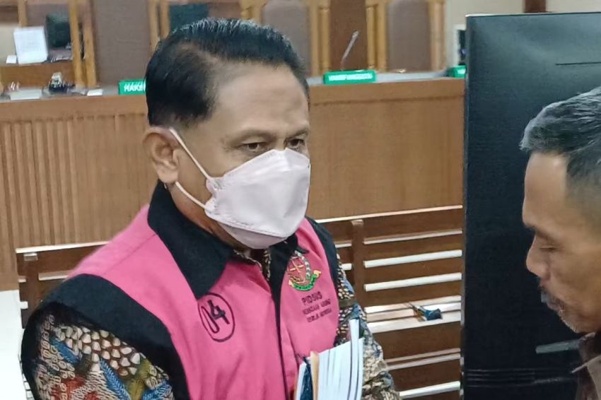 MA Pecat Tidak Hormat Eks Ketua PN Surabaya dan Tiga Hakim Penerima Suap