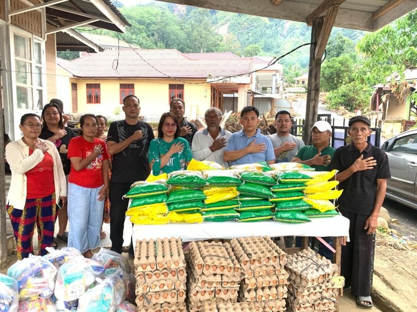 Kalapas Tanjungbalai Asahan dan Kejaksaan Tanjungbalai Berikan 100 Paket Bantuan Korban Bencana di Sibolga