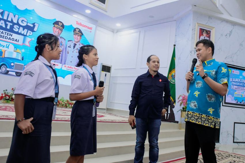 Pemkab Sergai Bersama PT Telkomsel Gelar Kompetisi Ketangkasan dan Kecerdasan Pelajar SMP Bertajuk "Ranking 1"
