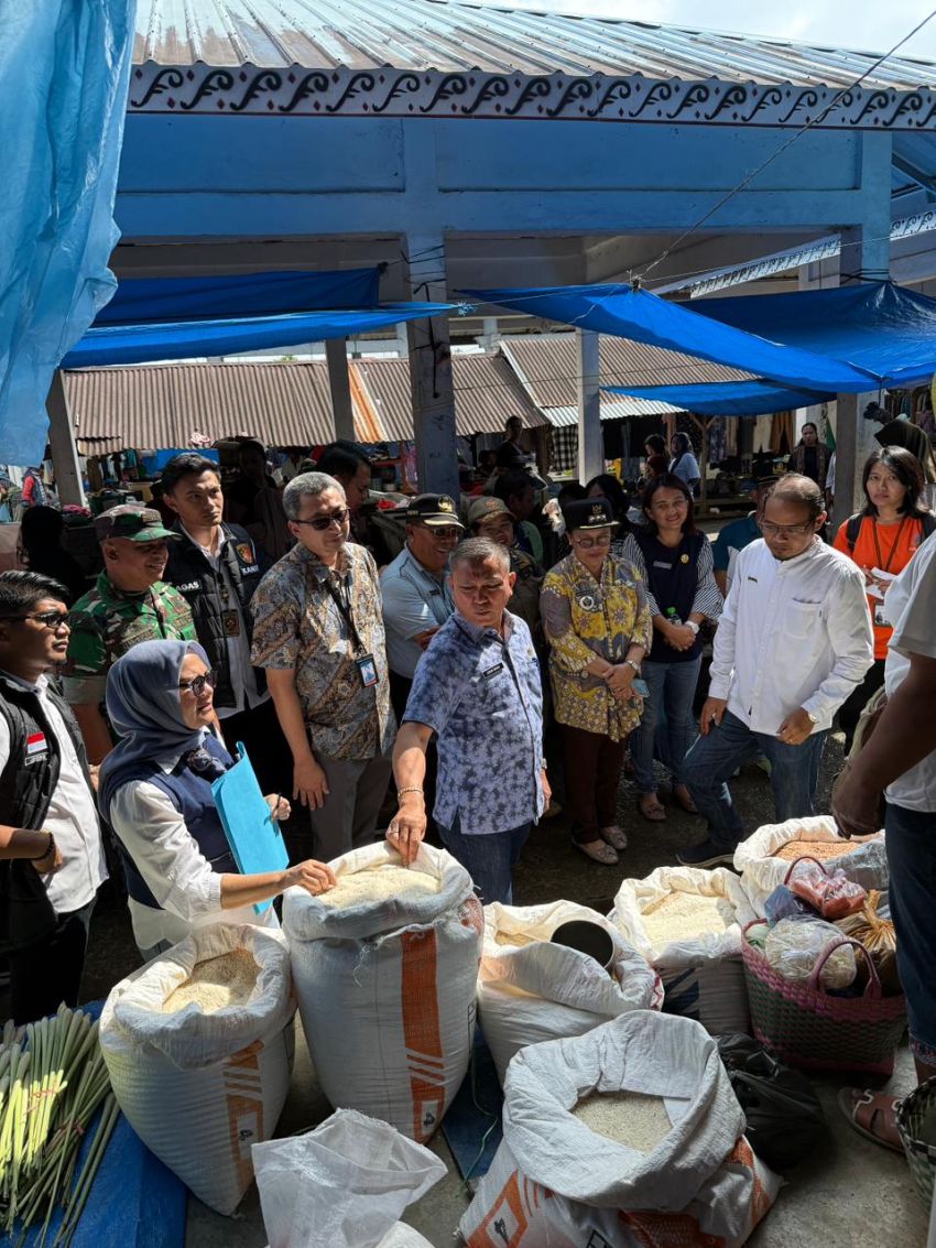 Pastikan Harga Sembako Stabil Jelang Natal, Polres Simalungun Sidak ke Pasar