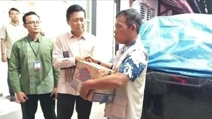BI Sibolga Salurkan Bantuan Pangan dan Sandang Bagi Korban Bencana Tapteng