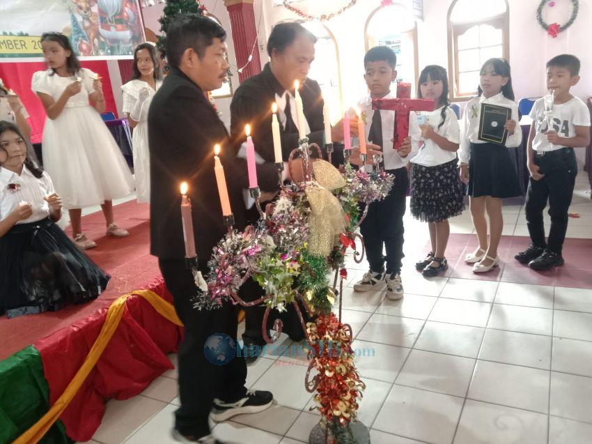 Perayaan Natal Keluarga Besar SDN 091316 Unggulan Pamatangraya Penuh Sukacita