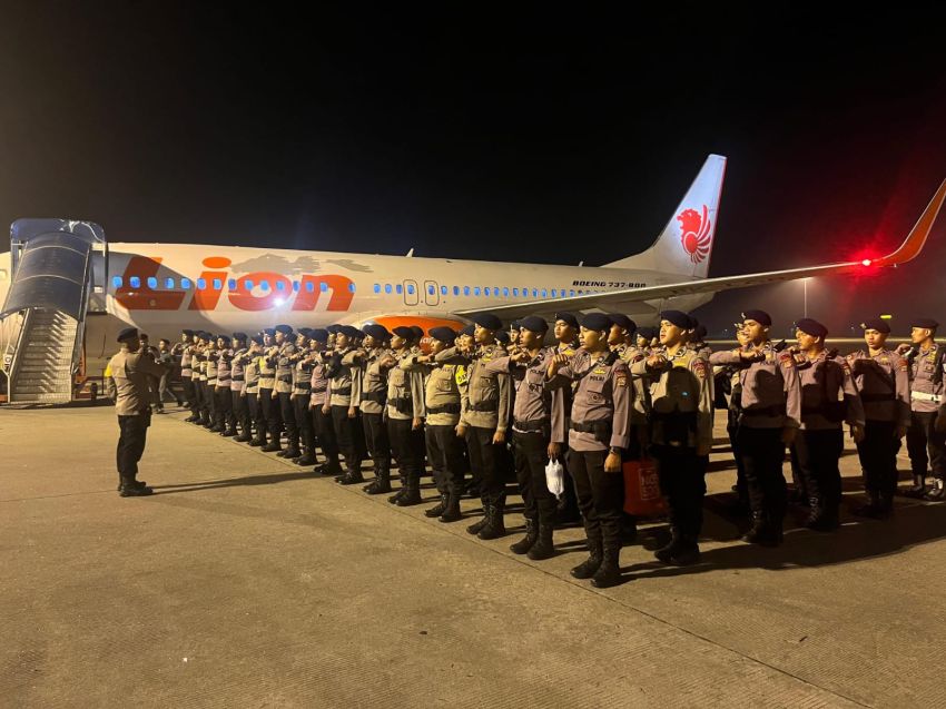 Ratusan Personel Brimob dari Lima Polda Tiba di Kualanamu, Perkuat Penanggulangan Bencana di Sumut dan Aceh