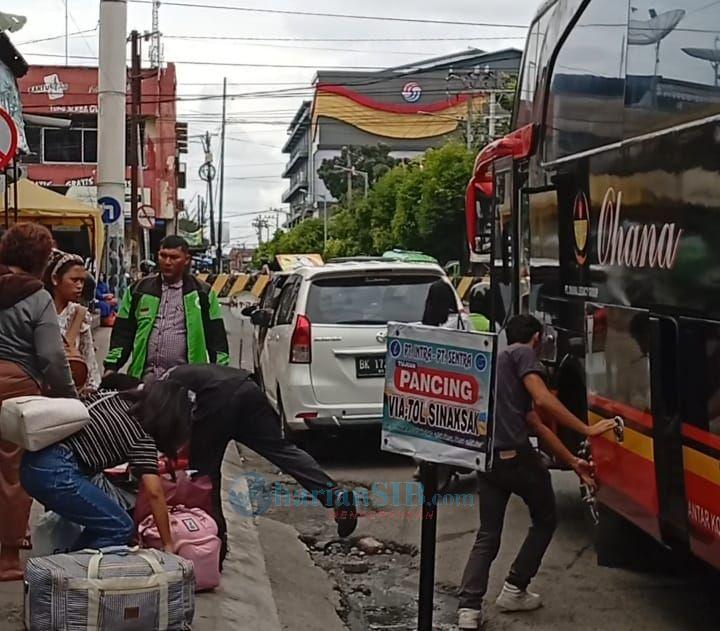 Larangan Sudah Berlaku, Bus Masih Turunkan Penumpang di Inti Kota Pematangsiantar