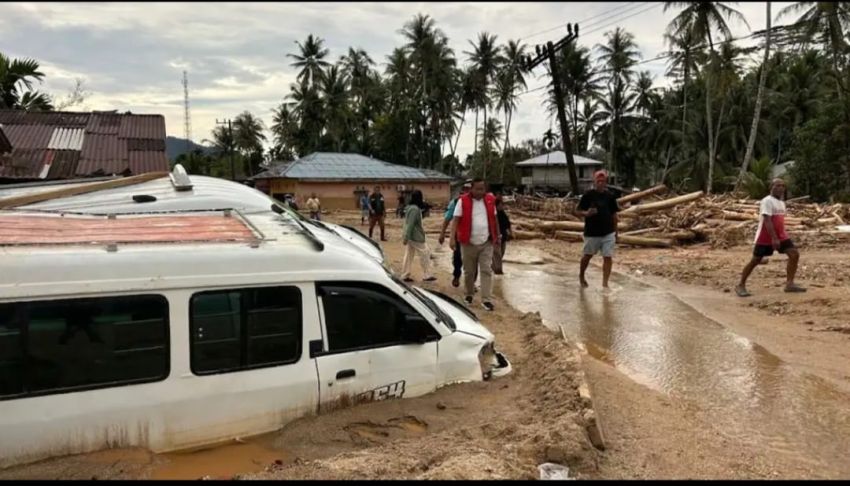 Rumah Penduduk dan Ribuan Hektare Lahan Pertanian di Kecamatan Tukka Ditimbun lumpur