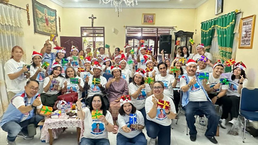 Yayasan Jangan Jemu Berbuat Baik Jamu Siswa SLB C Karya Tulus Namu Pencawir di HUT Ompu Ode Boru