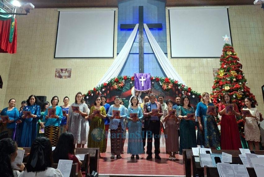 Perayaan Natal SMKN 8 Medan Sukses dan Hikmat