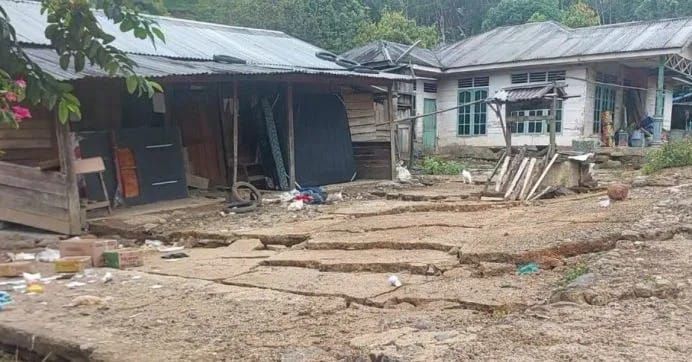 Struktur Tanah Brrgeser, Desa Tandihat Tapanuli Selatan Bakal Tinggal Nama
