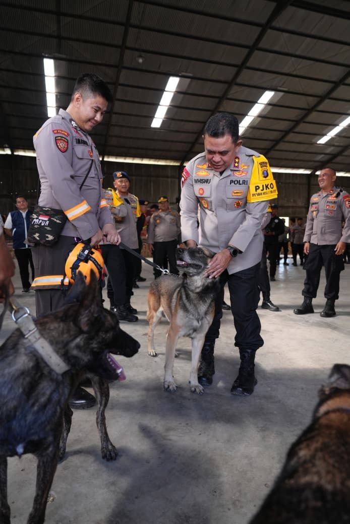 Polda Sumut Kerahkan Unit K9 Perkuat Pencarian Korban Bencana di Tapteng-Sibolga