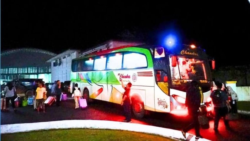 Pascabencana Banjir Aceh, Wabup Labuhanbatu Lepas Kepulangan 50 Mahasiswa