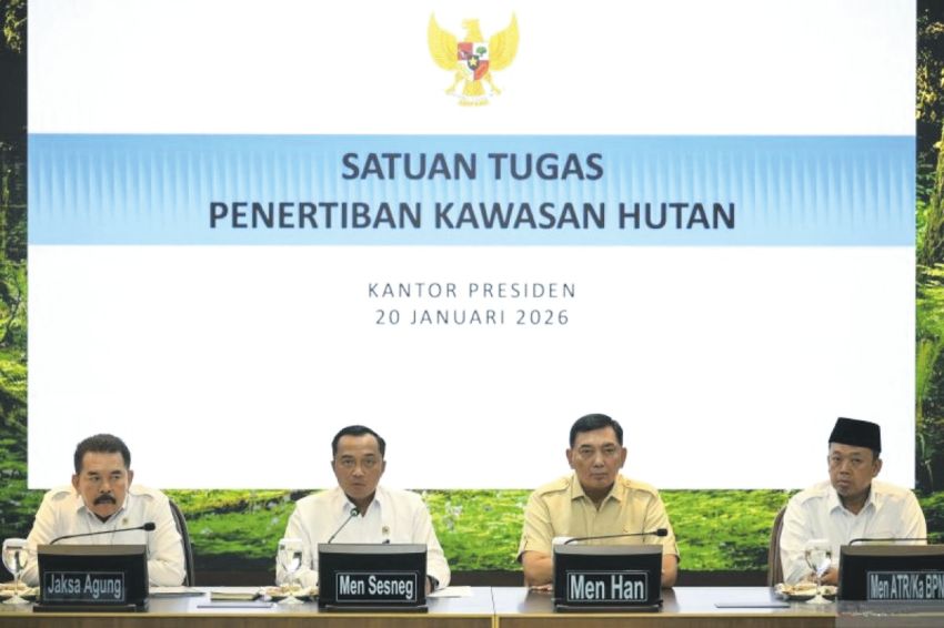 Presiden Cabut Izin PT Toba Pulp Lestari, PT Agincourt Resources