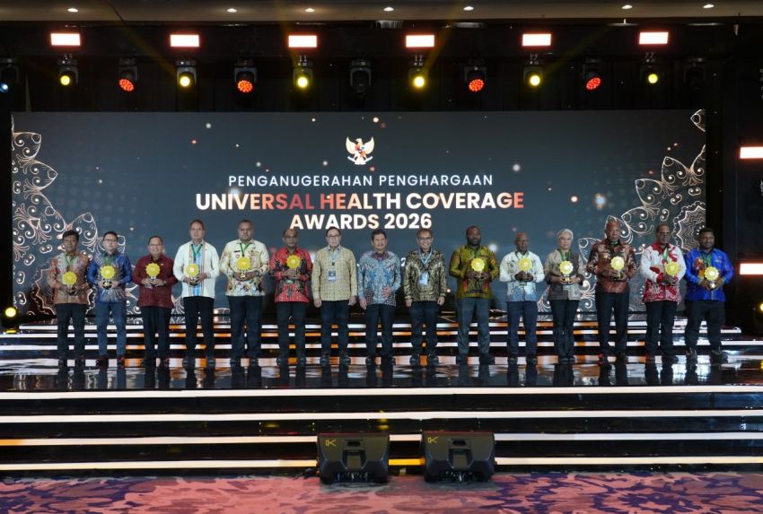 Ratusan Kepala Daerah Terima Penghargaan di UHC Awards 2026
