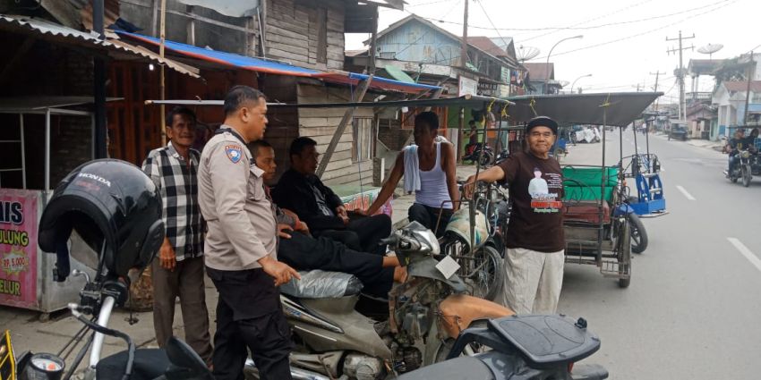 Bhabinkamtibmas Kelurahan Sejahtera Ajak Warga Jauhi Narkoba dan Bijak Bermedsos