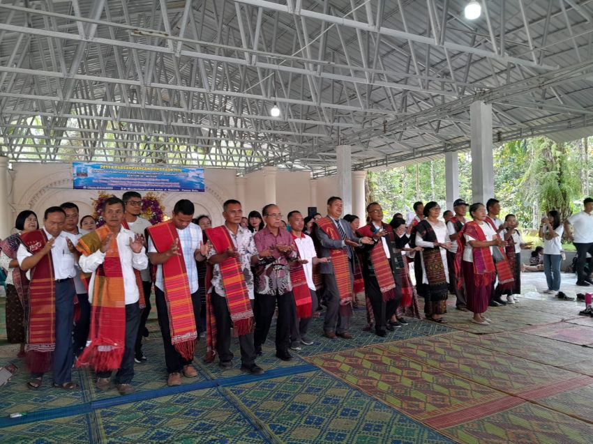 Pesta Bona Taon Keluarga Besar Raja Naibaho Padang Bulan Sekitarnya Penuh Suka Cita