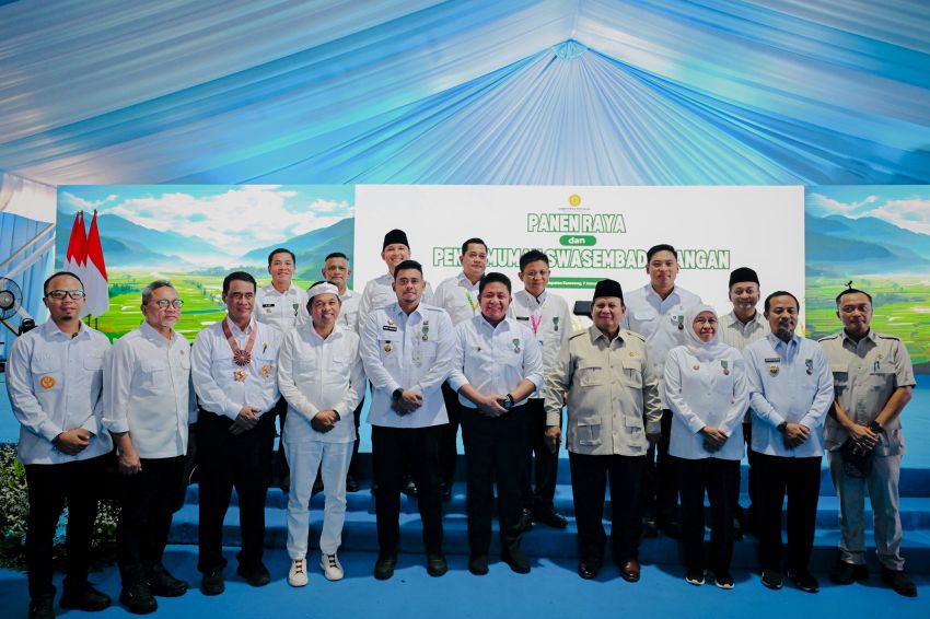 Sumut Surplus Beras 641 Ribu Ton, Gubernur Terima Satya Lencana Wirakarya dari Presiden