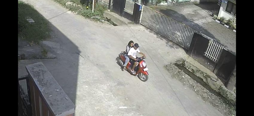 Sepasang Pria dan Wanita Terekam CCTV Curi Sepeda Motor Mahasiswa UMA