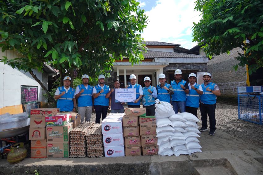 YBM PLN Salurkan Bantuan Pascabencana ke Warga Desa Batu Hula