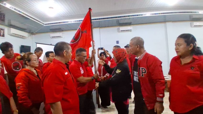 Megawati Beri Mandat Masinton Pimpin PDIP Tapteng