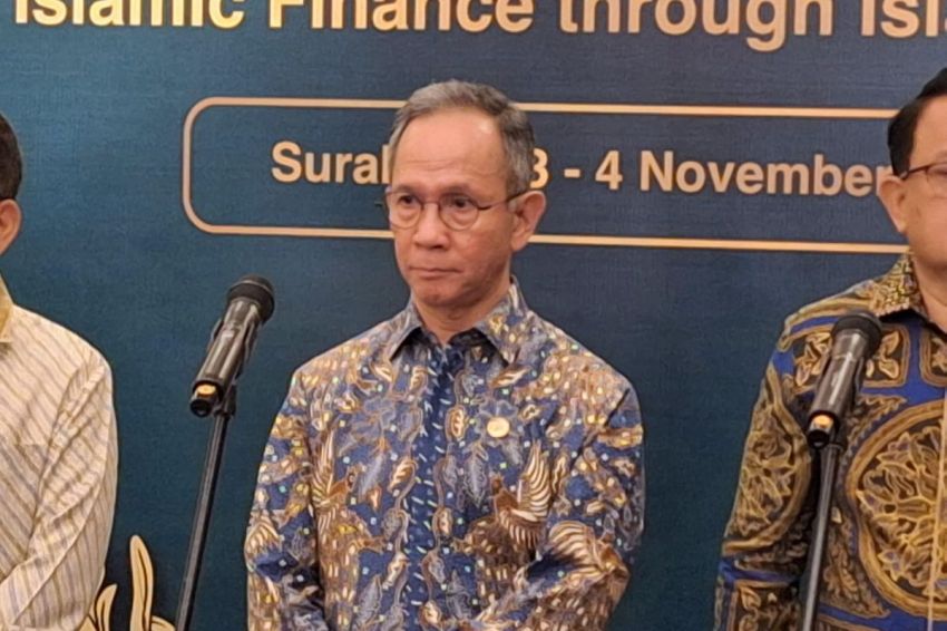 Petinggi OJK Mahendra Siregar dan Dua Rekannya Mundur Usai IHSG Anjlok