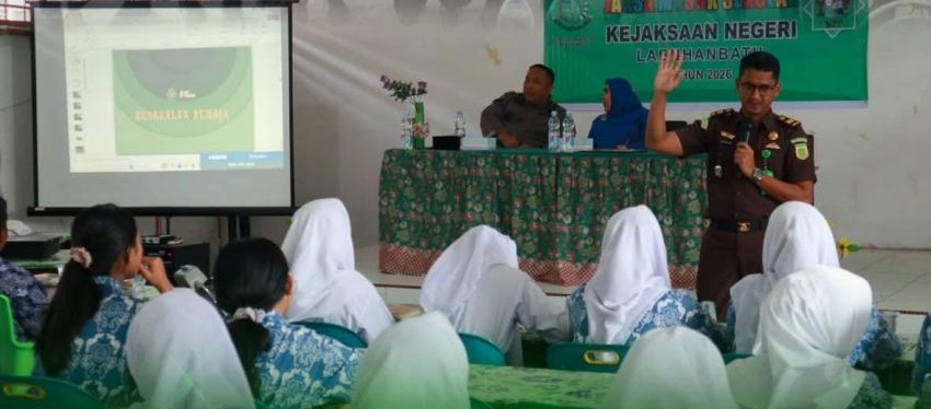 Jaksa Kejari Labuhanbatu Turun ke SMPN 1 Rantau Selatan