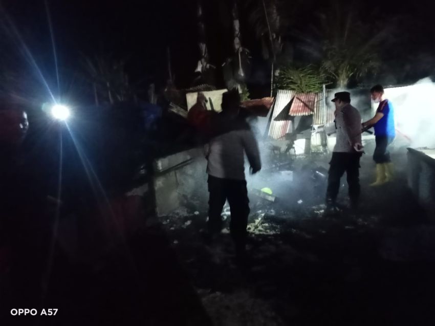 Kebakaran Dua Rumah di Parmonangan, Satu Warga Tewas Terbakar