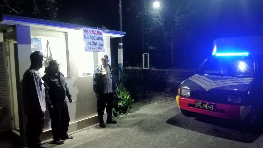 Bhabinkamtibmas Polsek Siantar Marihat Gelar Patroli Malam