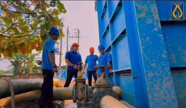 Jaga Kualitas, Direktur PUDAM Tirta Bina Monitoring Instalasi Pengolahan Air WTP 2 Rantauprapat