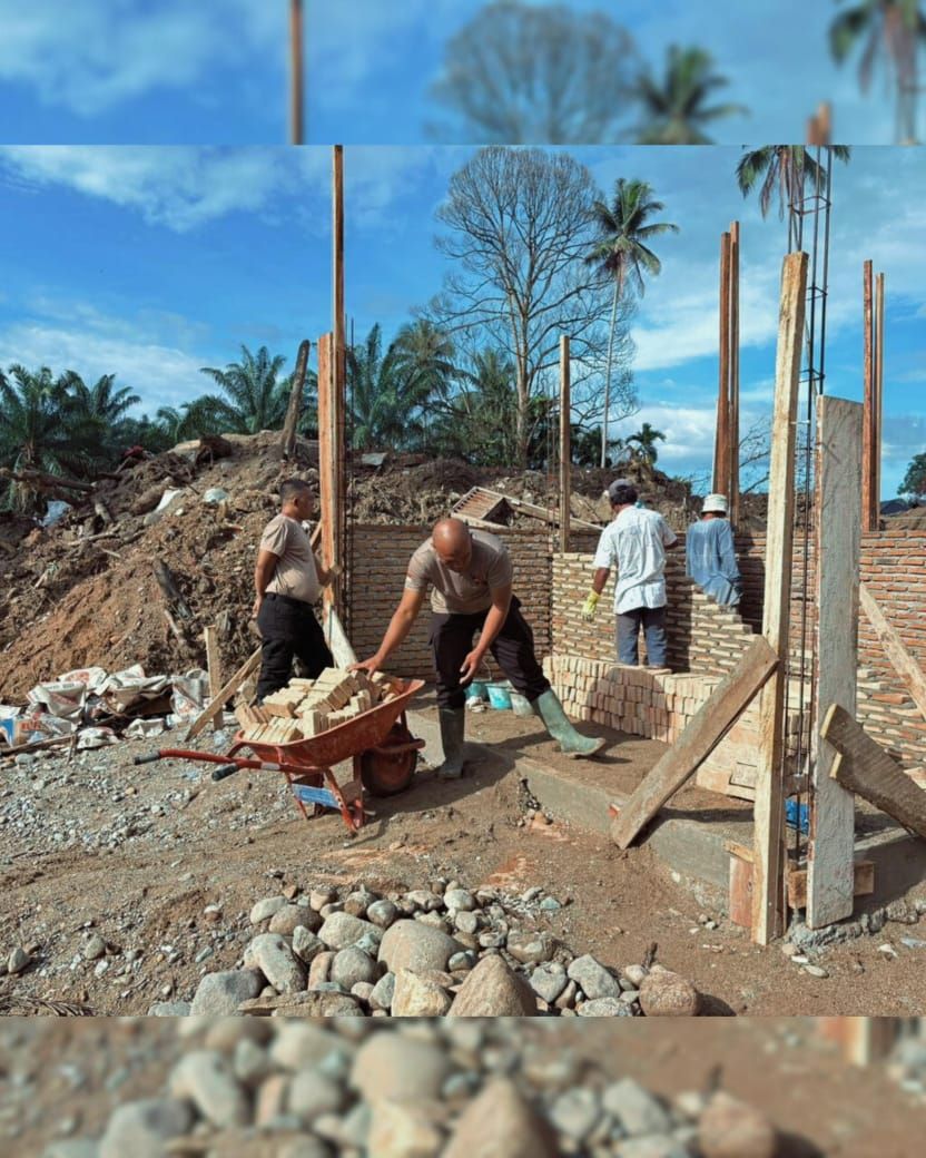 Brimob Polda Sumut Terus Bergerak Pulihkan Kehidupan Warga Pascabencana di Batangtoru
