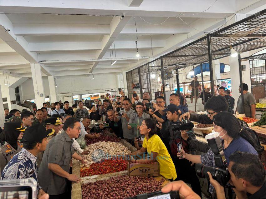 Kunjungan Kerja Ke Tebingtinggi, Mendag Santoso : Harga Sembako di Pasar Masih Normal