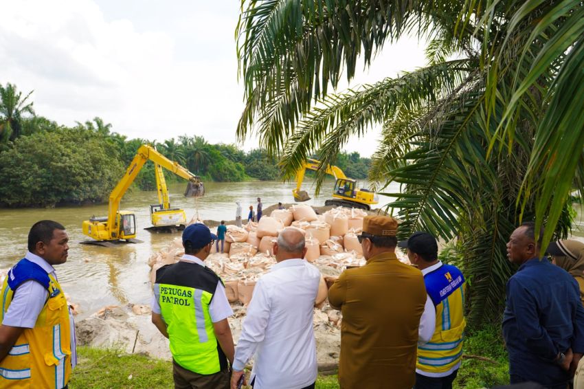 Langkah Cepat, Geobox Dipasang Sementara di Bendung Tanjung Muda untuk Aliri Sawah Jelang Musim Tanam